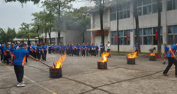 Potenziamento della consapevolezza della sicurezza: Esercitazione antincendio di primavera a Senyang